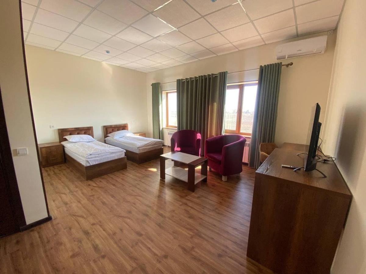 Uzumfermer Hotel & Winery Taşkent Dış mekan fotoğraf
