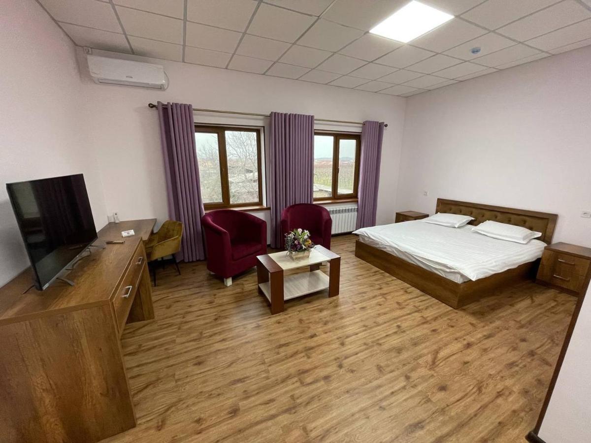 Uzumfermer Hotel & Winery Taşkent Dış mekan fotoğraf